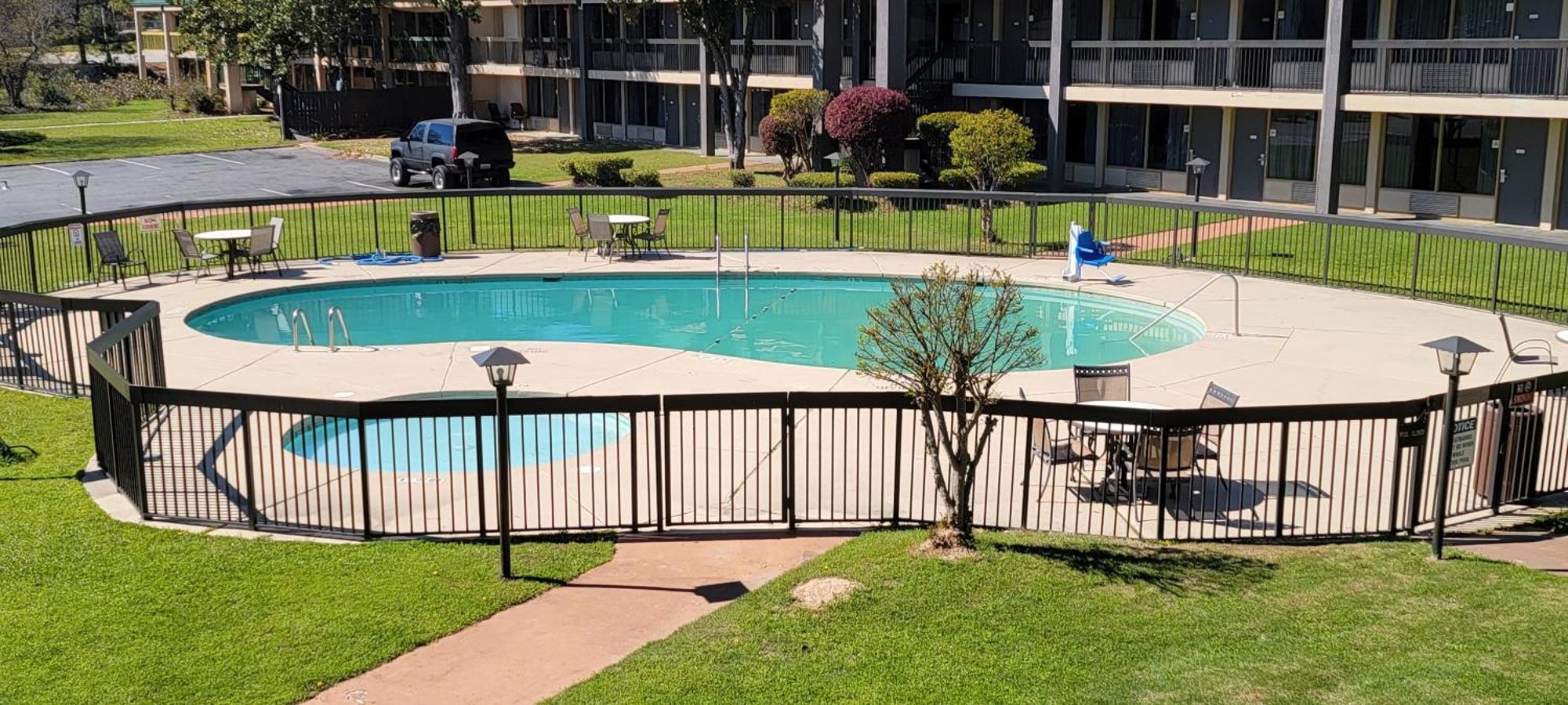 Ramada By Wyndham & Suites Warner Robins Eksteriør bilde