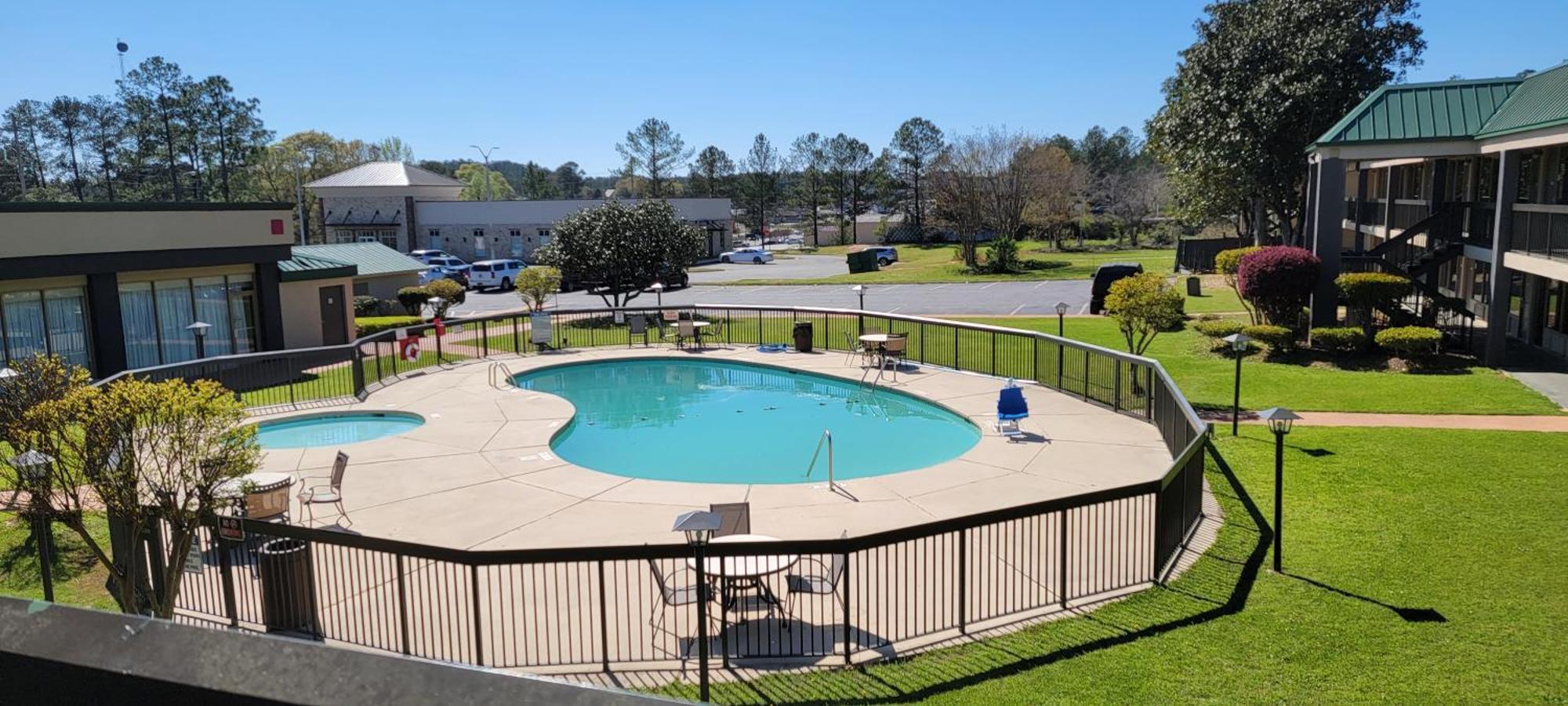 Ramada By Wyndham & Suites Warner Robins Eksteriør bilde