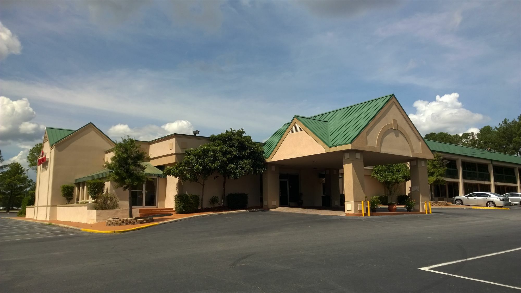 Ramada By Wyndham & Suites Warner Robins Eksteriør bilde